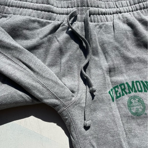 Men's MV Sport Joggers Gray Vermont University M Stretch Pockets Academia Sweats - Picture 7 of 12